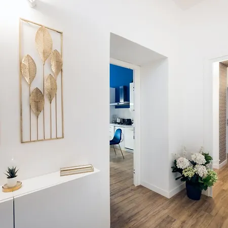 Vatican Imperial Apartment 2840Sq Ft-2